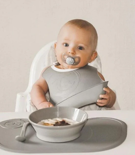 2x Bavoirs en silicone - Gris / Blanc – Image 2