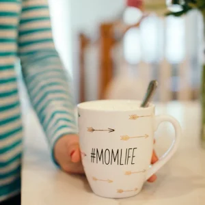 #MOMLIFE MUG