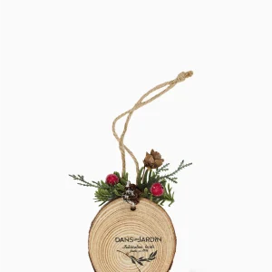 Ornement en bois Dans un Jardin