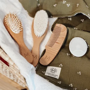 ENSEMBLE DE 4 BROSSES POUR BÉBÉ