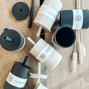 VERRE D'APPRENTISSAGE AVEC PAILLE